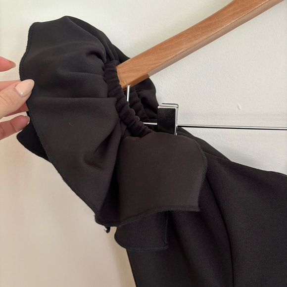 Elliatt Creole Dress Revolve Black Size Extra Small - Picture 7 of 15